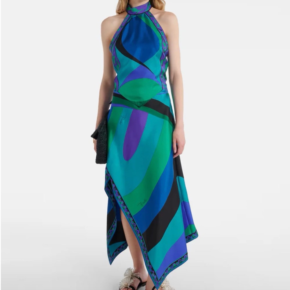 Asymmetric silk set